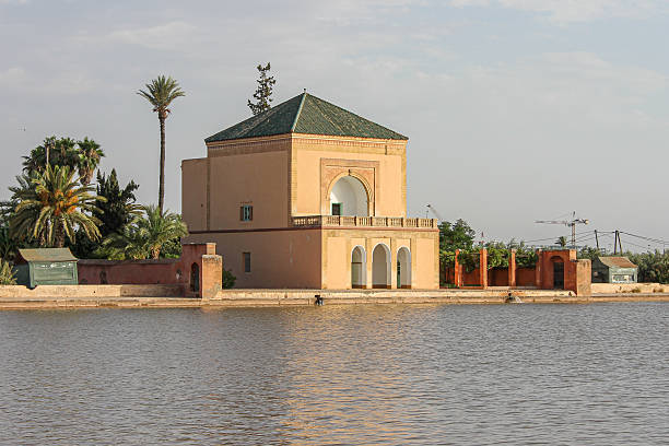 9 días en Marruecos desde Casablanca - 9 días a Marruecos, Casablanca a Marrakech vía Merzouga Ciudad azul del desierto y ciudades imperiales.