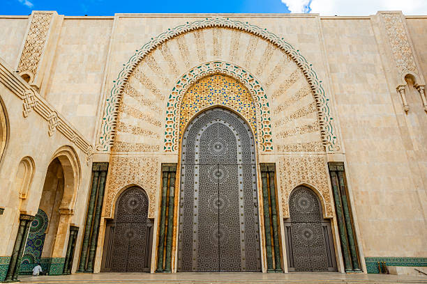 Tour por Marruecos 7 días a Marrakech por el Desierto Merzouga, Viaje por Marruecos 7 días, Visita la Ciudad Azul, Fez, Desierto, y Gargantas.