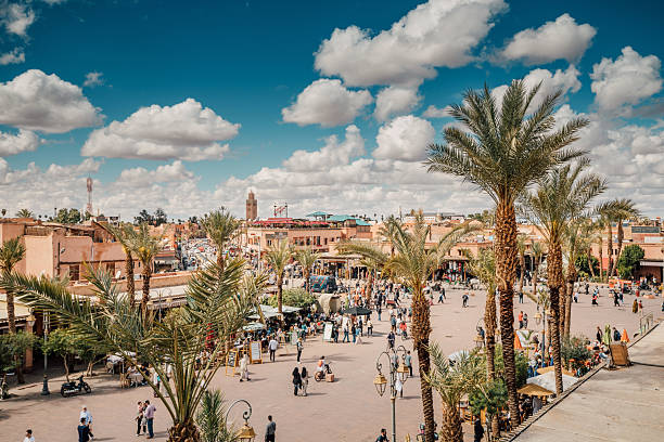 Tour 5 días Marruecos desde Rabat, viaje 5 días Rabat Marrakech, tour privado desde Rabat a Marrakech por el desierto, camellos y kasbahs.